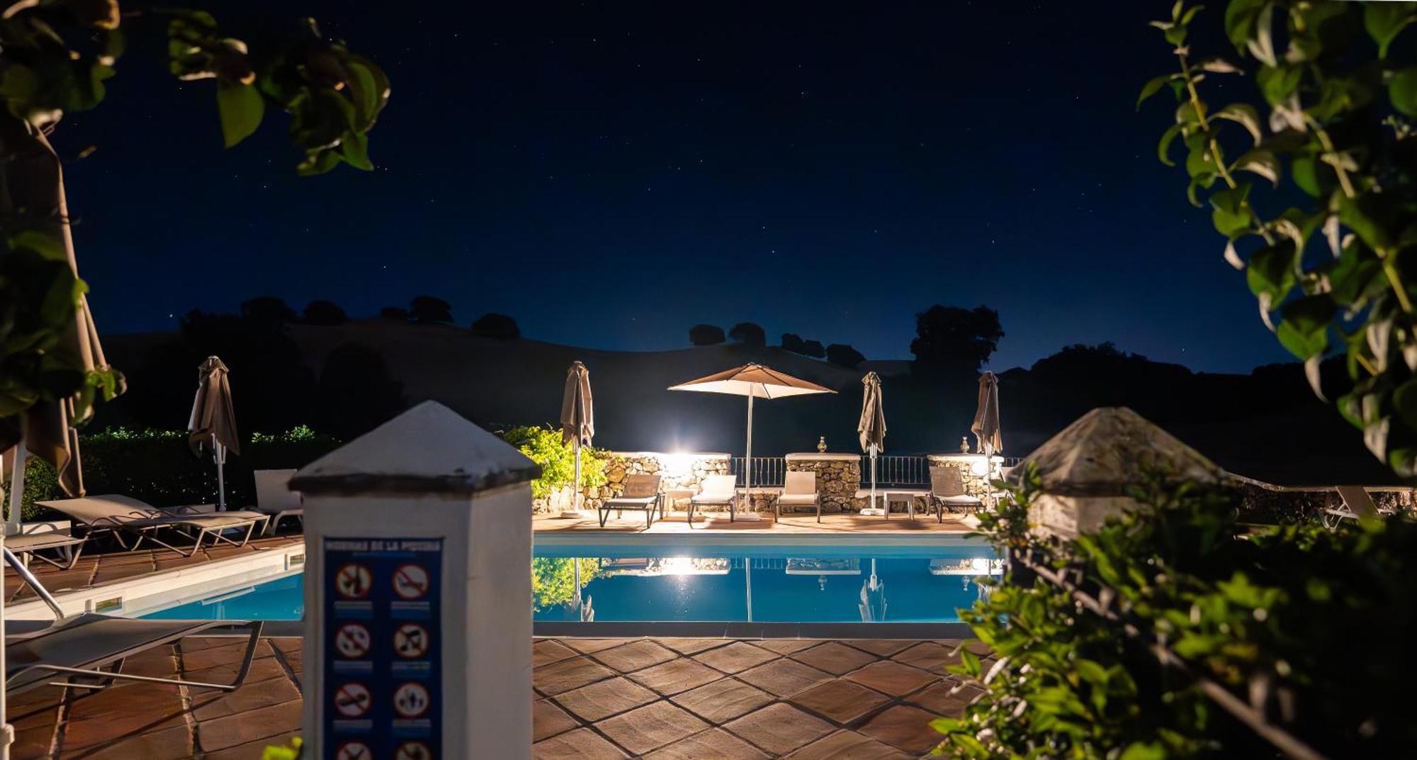 Hotel Cortijo Las Piletas Ронда Екстериор снимка